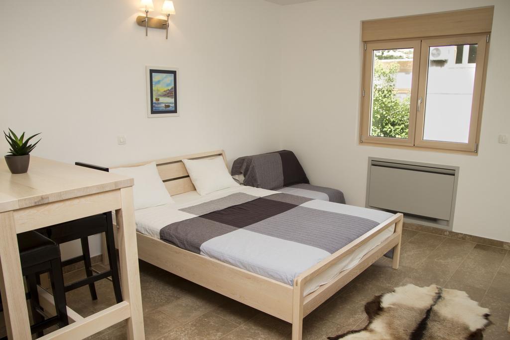 Apartments Brezanin Sutomore Exterior photo