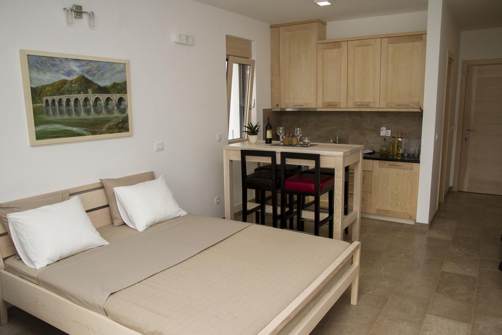 Apartments Brezanin Sutomore Exterior photo